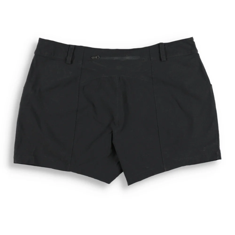 The North Face Belted Paramont Shorts Size 2 In Black